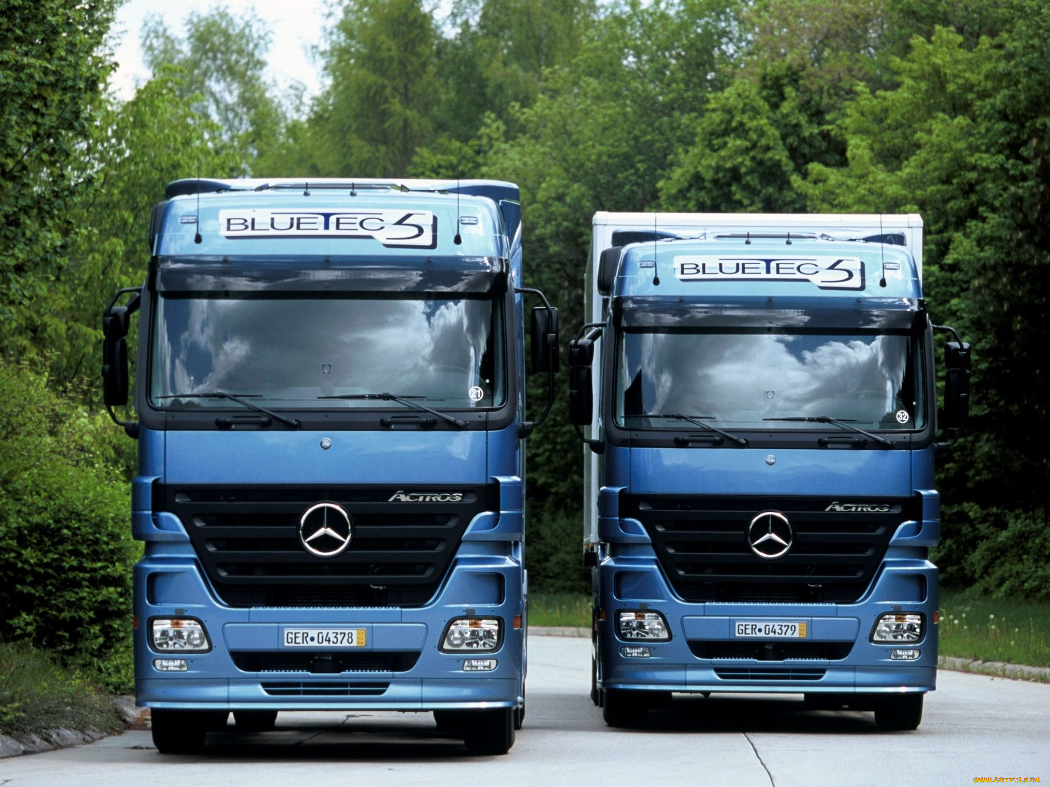, mercedes, trucks